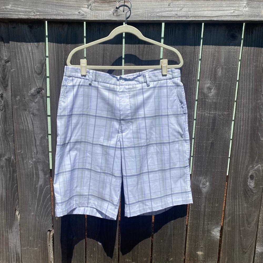 Tommy Armour shorts mens 38 white grey plaid front golf performance